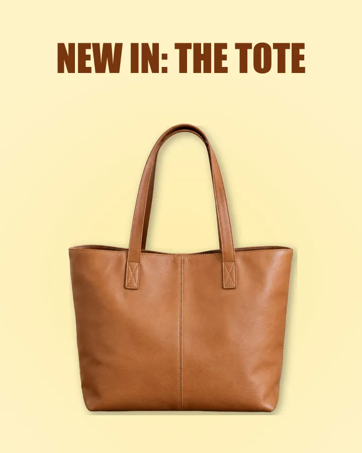 مثال على منشور Facebook: حقيبة جلدية بنية على خلفية كريمية مع عبارة NEW IN: THE TOTE